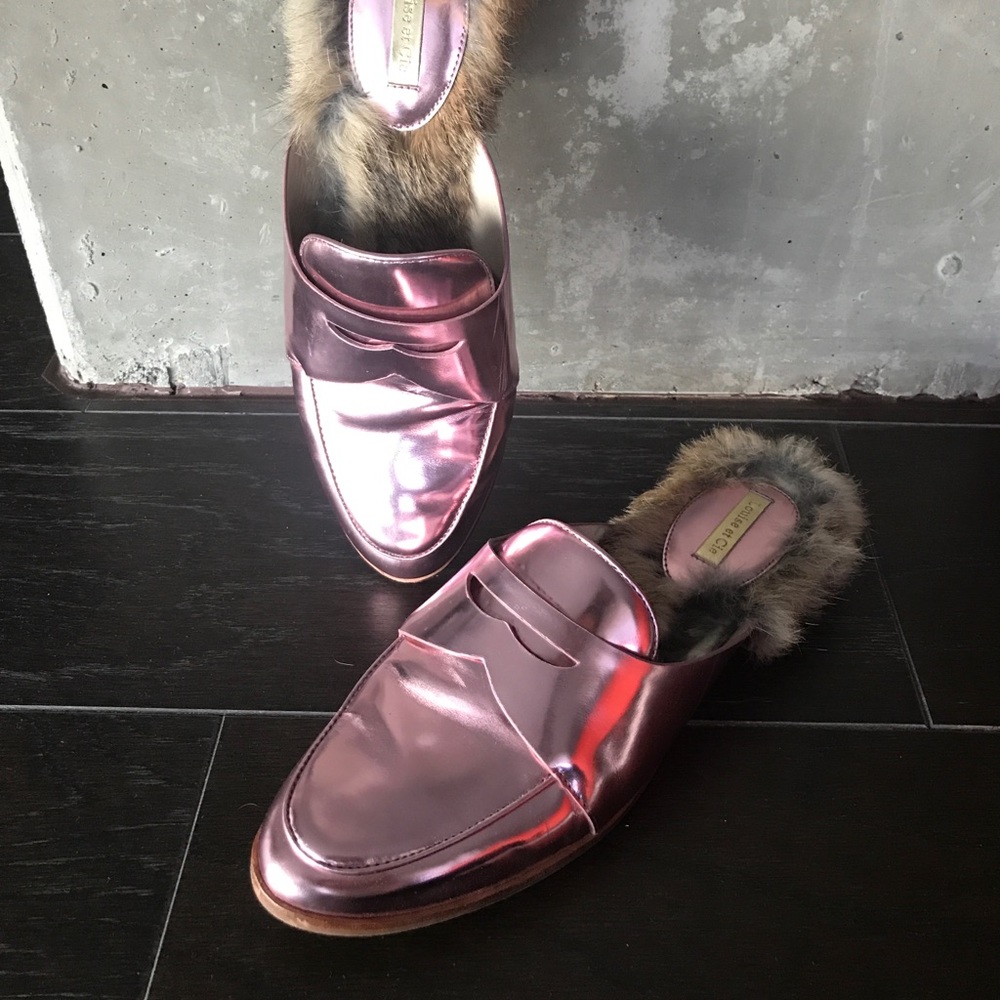 Louise et Cie
Dugan II Genuine Rabbit Fur Mule